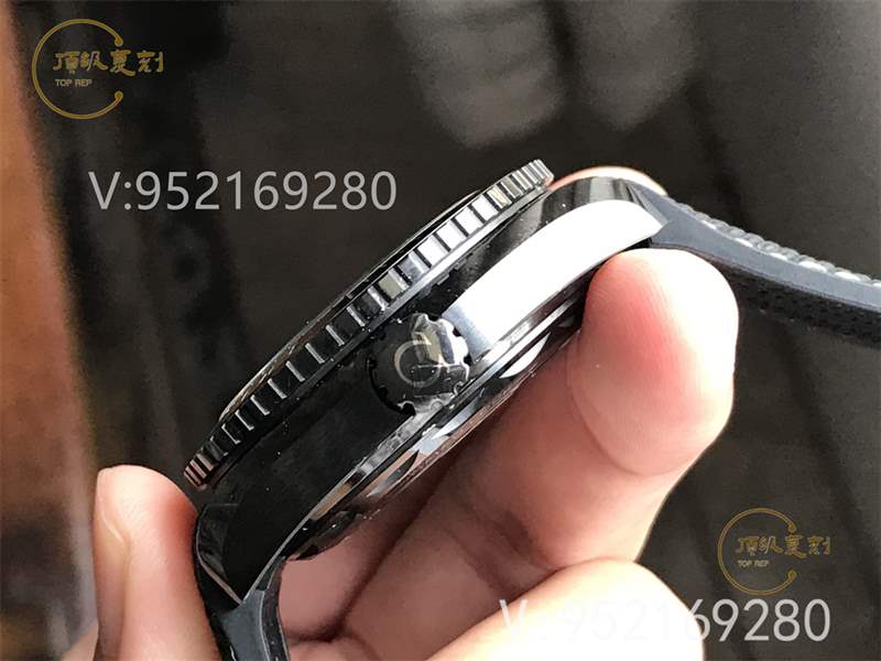 VS廠歐米茄海馬600深海之黑做工評(píng)測(cè),還原度值得入手嗎?-復(fù)刻表