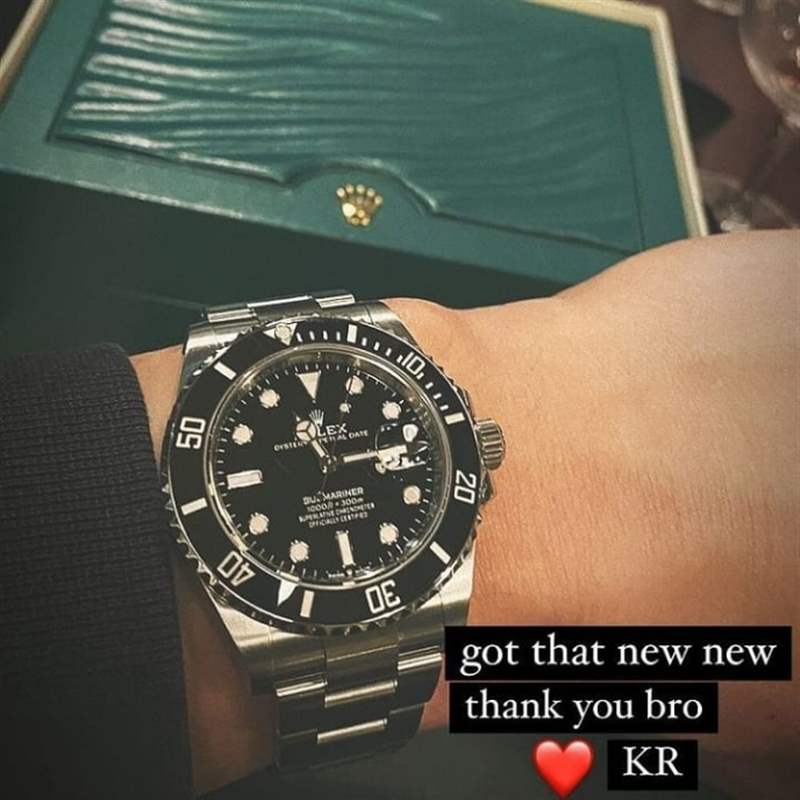 奇洛李維斯又送禮!一人送一只Rolex Submariner予《John Wick 4》攝制組人員致謝!-復刻表