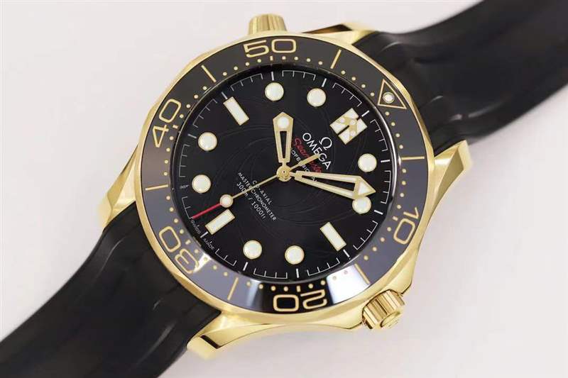 OR廠(chǎng)歐米茄海馬300米「黃金女王密使」與正品對(duì)比評(píng)測(cè)-復(fù)刻表