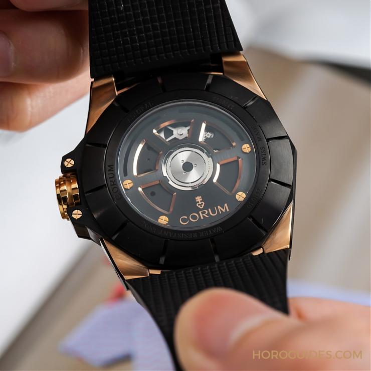 海洋風(fēng)格領(lǐng)航之選｜Corum海軍上將AC-One 45鏤空陀飛輪與AC-One 38女仕鉆表-復(fù)刻表