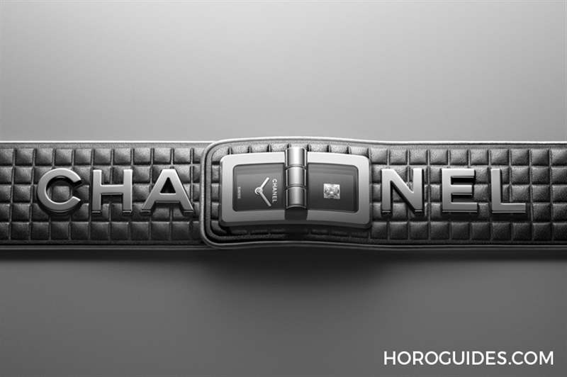 CHANEL - 90年代Logo狂潮再現！ CHANEL WANTED 限定腕表系列