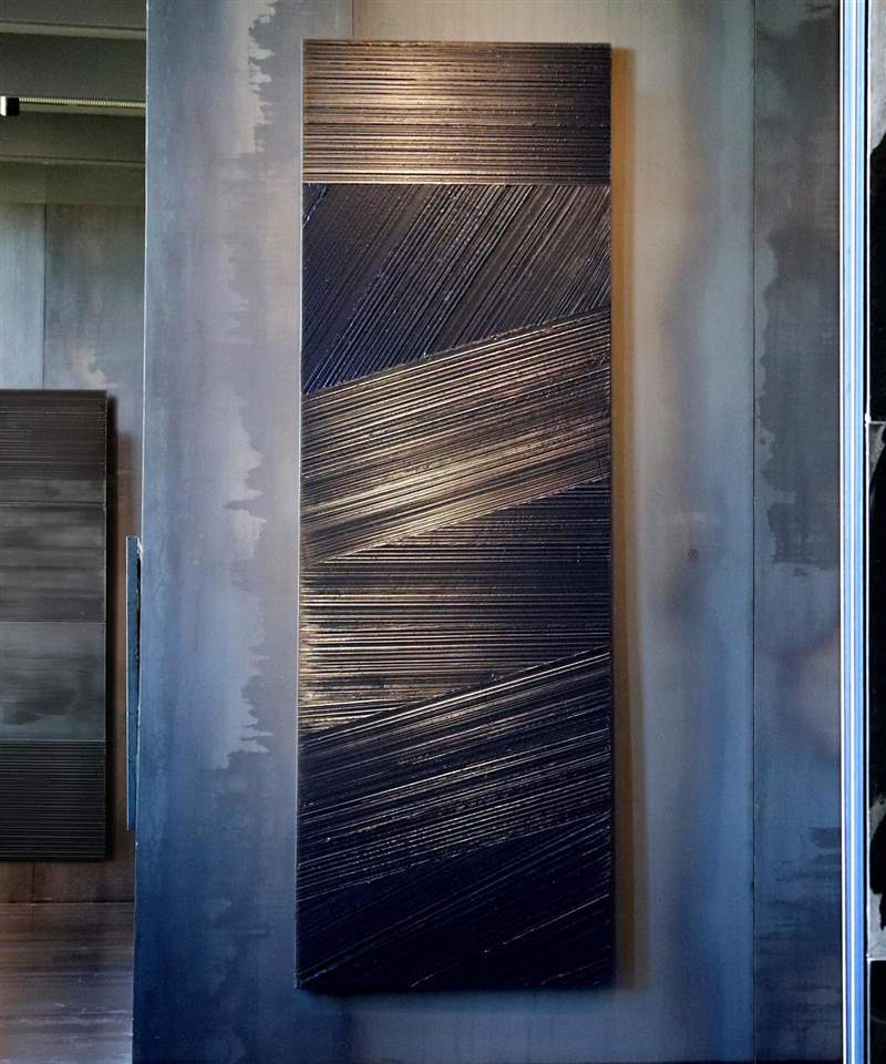 重現(xiàn)藝術(shù)家的創(chuàng)作手筆!名士表「向皮埃爾?蘇拉吉致敬」限量表-復(fù)刻表