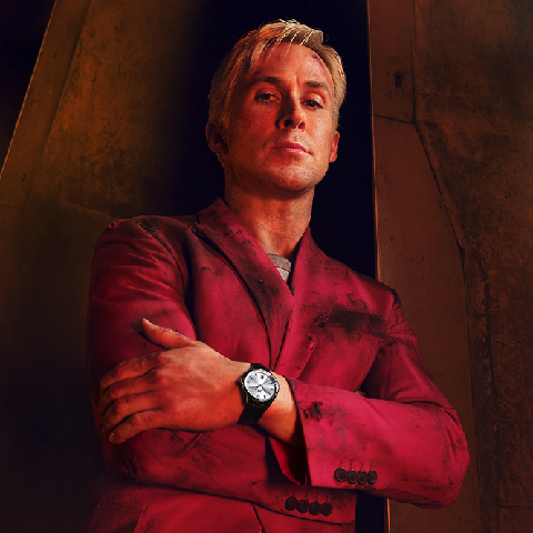 萊恩葛斯林主演Netflix電影《灰影人》,原來專業殺手標配是紳士運動表? 《灰影人》萊恩葛斯林手上腕表也有戲-復刻表