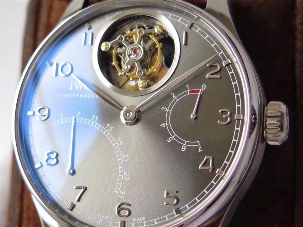 ZF廠復刻萬變萬國葡萄牙逆跳陀飛輪多少錢