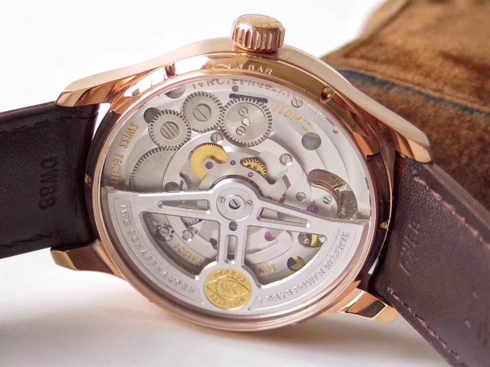 ZF廠復刻萬變萬國葡萄牙逆跳陀飛輪多少錢