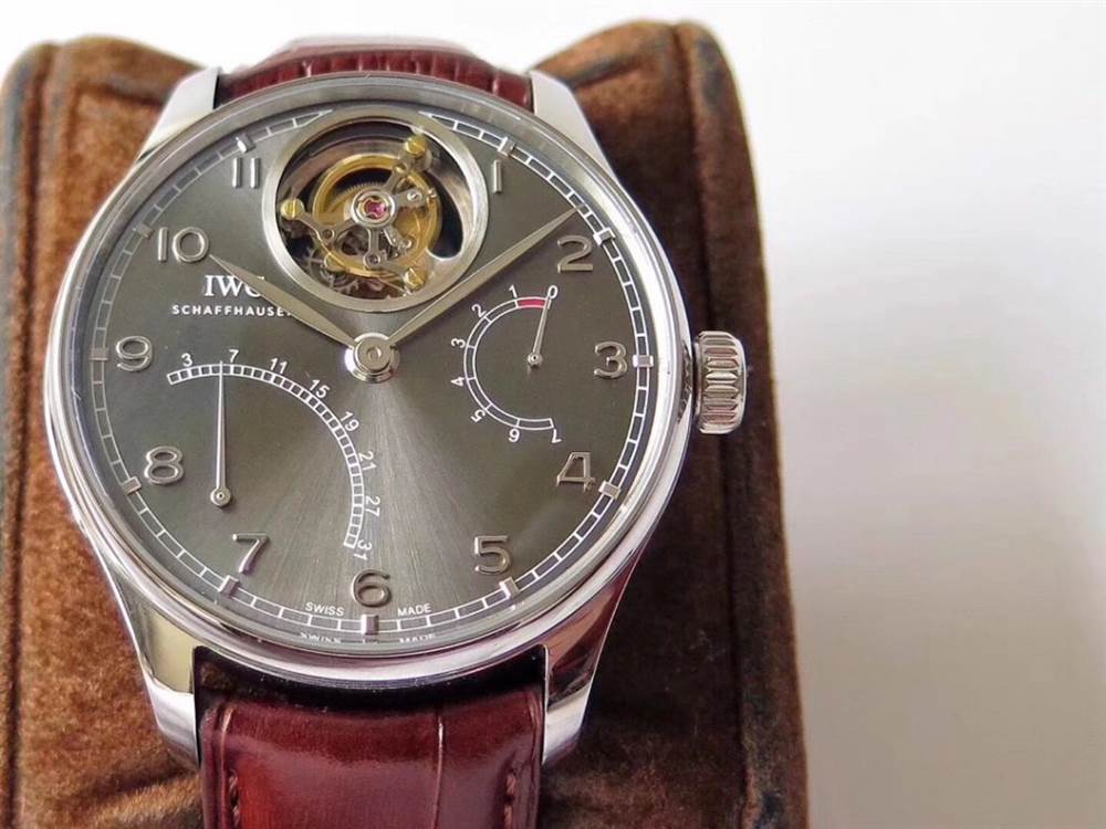 ZF廠復刻萬變萬國葡萄牙逆跳陀飛輪多少錢