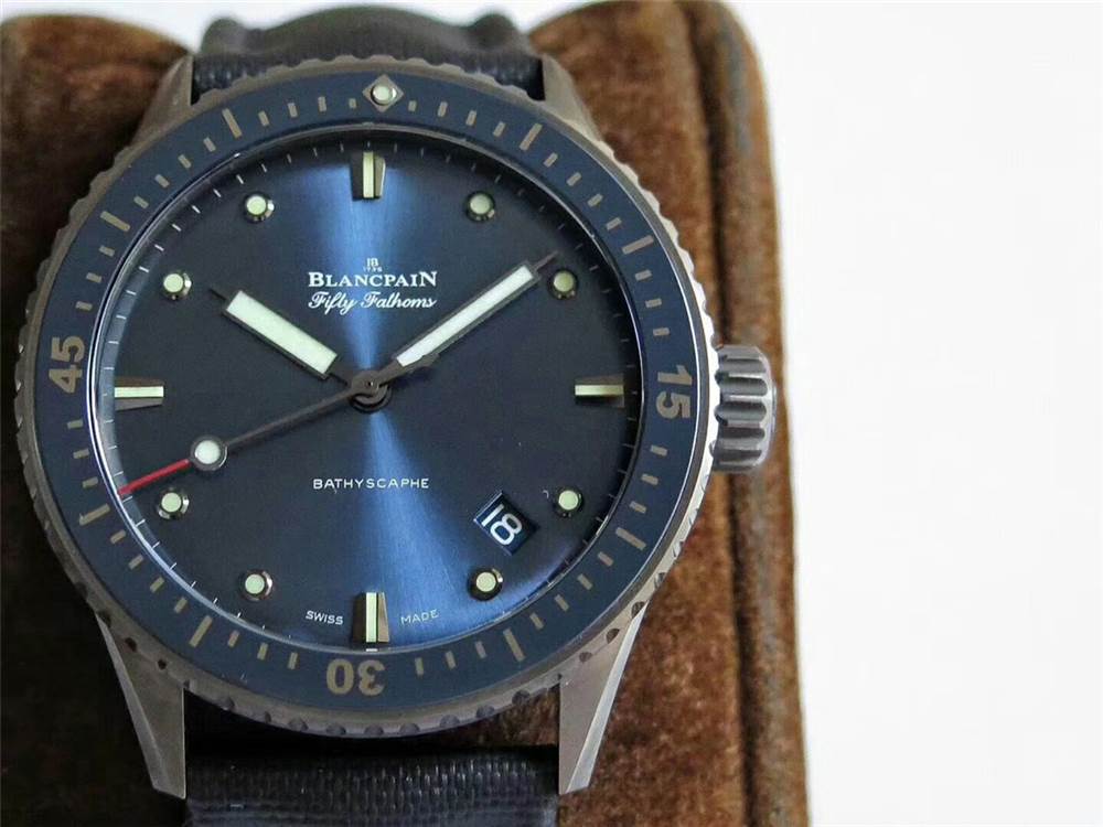 ZF廠寶珀五十噚陶瓷藍(lán)盤5000-0240-O52A復(fù)刻表做工怎么樣-復(fù)刻表