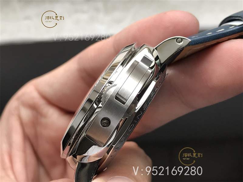 VS廠沛納海688-VS廠復(fù)刻沛納海pam00688復(fù)刻表騷藍(lán)盤(pán)做工怎么樣-復(fù)刻表