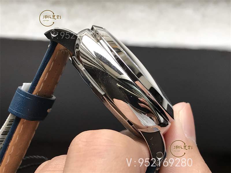 VS廠沛納海688-VS廠復(fù)刻沛納海pam00688復(fù)刻表騷藍(lán)盤(pán)做工怎么樣-復(fù)刻表