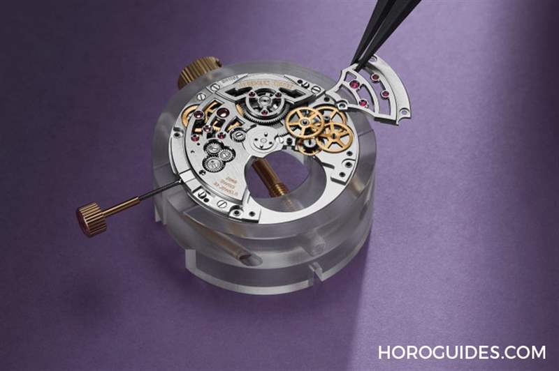 愛(ài)彼RD#3又更小了!37mm款以墨紫面盤初亮相-復(fù)刻表