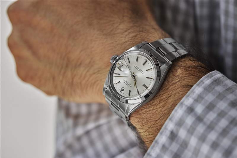 手腕上的老式勞力士