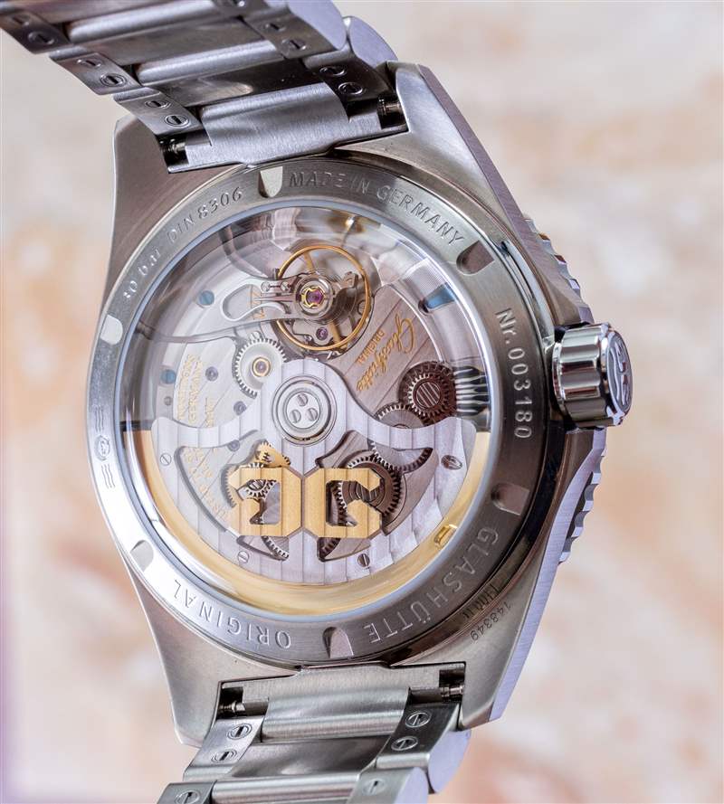 動手實踐:格拉蘇蒂原創 SeaQ 綠色表盤精鋼潛水表 動手實踐:格拉蘇蒂原創 SeaQ 綠色表盤精鋼潛水表-復刻表