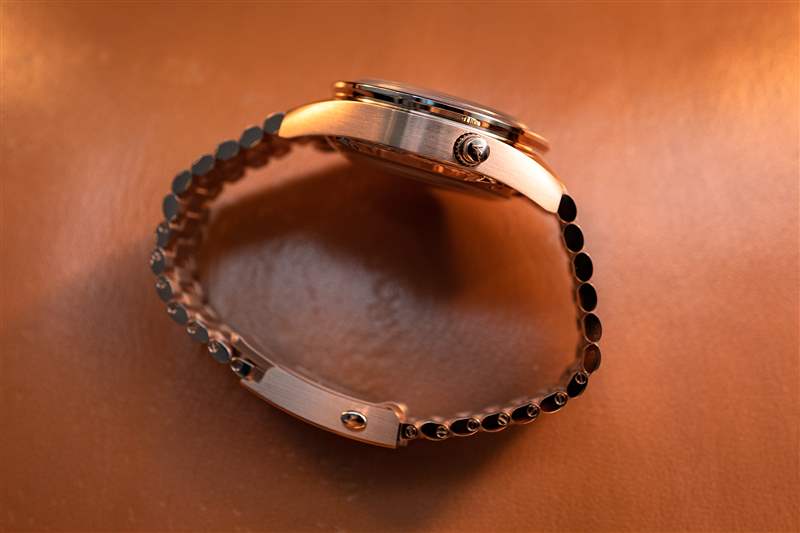 歐米茄計時碼表,一對極其復雜的響亮計時碼表-復刻表