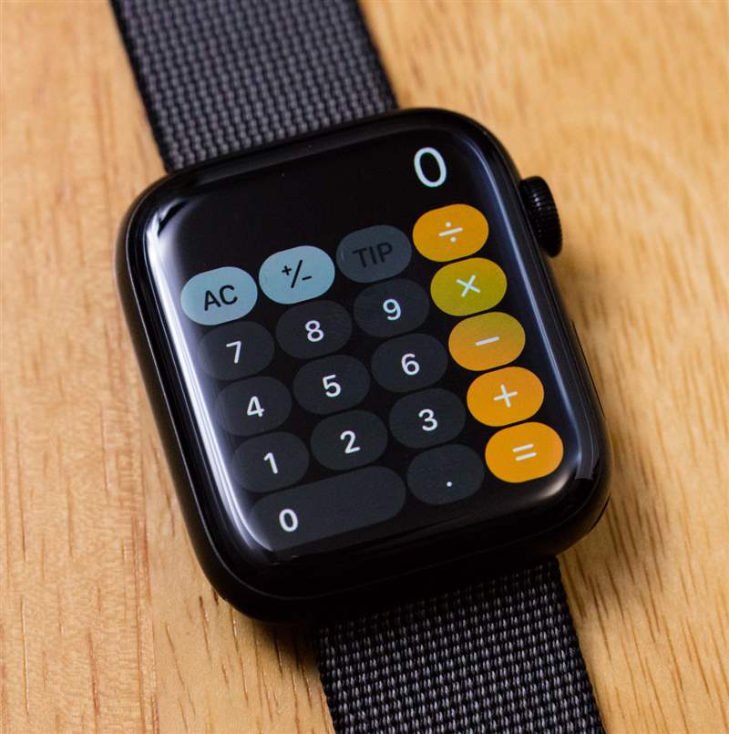 Apple Watch Series 5 在手腕上顯示我最欣賞的信息-復刻表