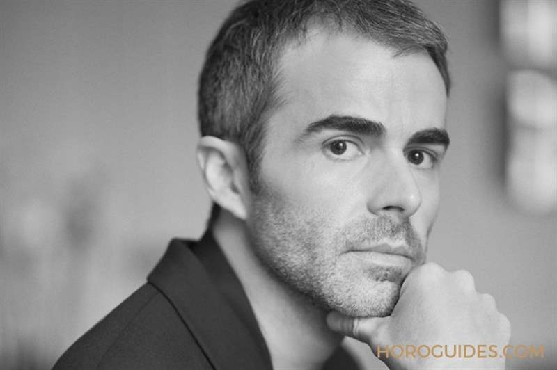 華麗變奏，盡顯1990年代豐繁美學(xué)|CHANEL Première限定腕表系列