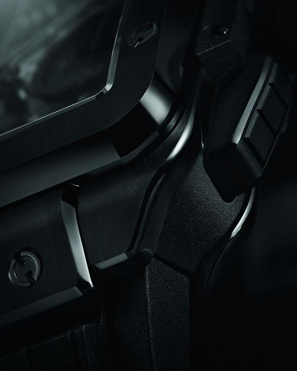 HUBLOT宇舶Square Bang Unico 高階方形運動腕表最受矚目超級新星-復刻表