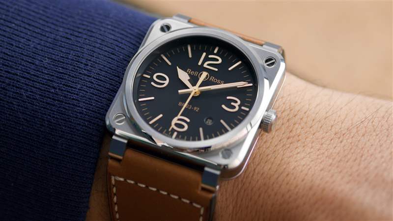 規格表Bell & Ross 與 BR 03-92 'Golden Heritage' 相得益彰-復刻表