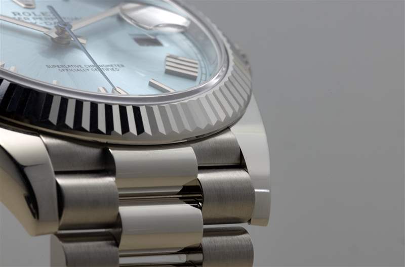 勞力士新款鉑金星期日歷腕表盡在表圈之上-復(fù)刻表