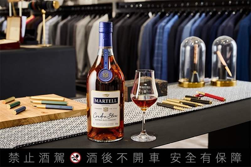 跨越經典，以質感開創迎風飛翔新局！ 新式訂制西服STYDER創辦人黃淯晨與父親的跨世代對談