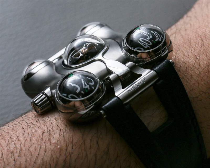 MB&F HM6太空海盜腕表上手亮相-復(fù)刻表