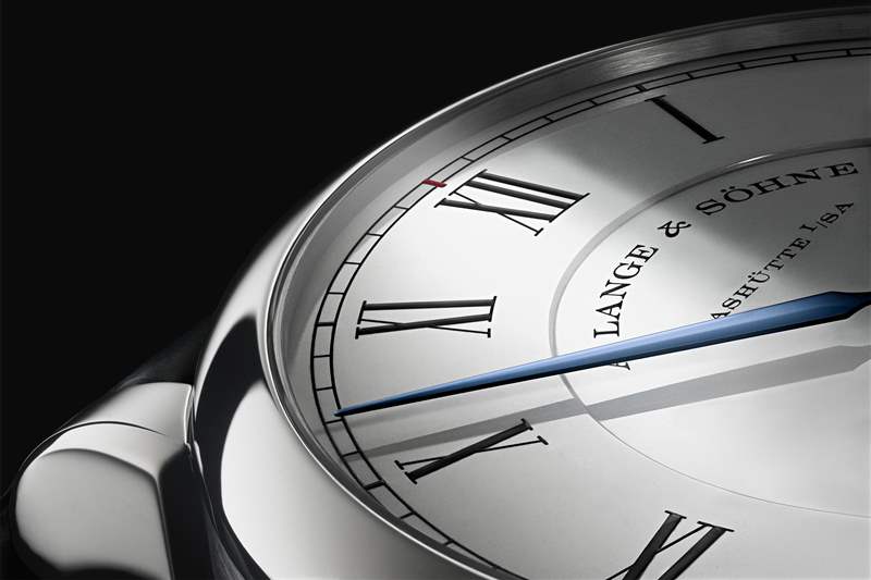 A. Lange & S?hne推出全新三問報(bào)時(shí)腕表-復(fù)刻表