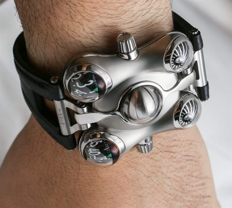 MB&F HM6太空海盜腕表上手亮相-復(fù)刻表