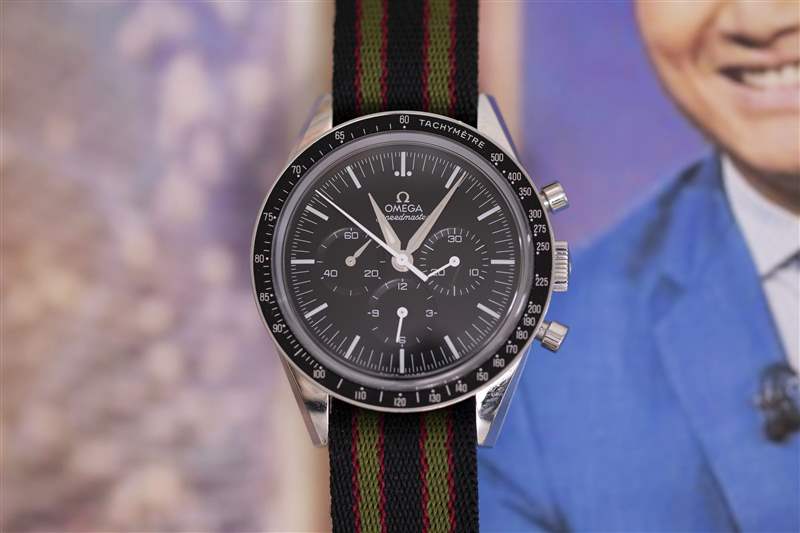 與演員、喜劇演員兼《每日秀》記者Ronny Chieng談手表-復刻表