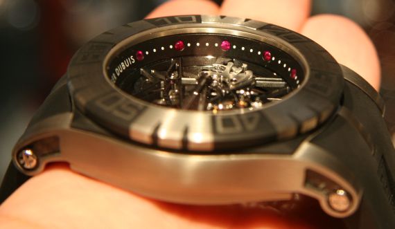 羅杰杜彼簡(jiǎn)易潛水腕表SED陀飛輪限量版腕表-復(fù)刻表