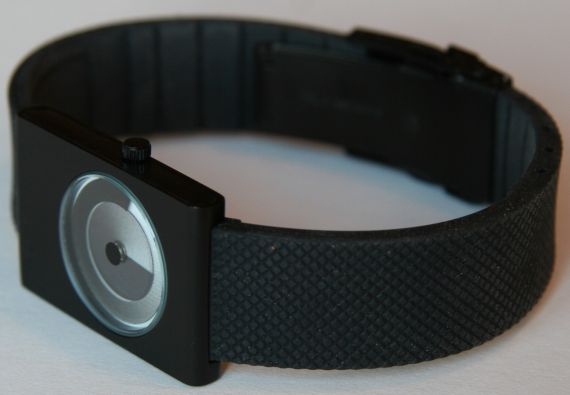 采用輕質(zhì)陽極氧化鋁的i-TOC手表-復(fù)刻表