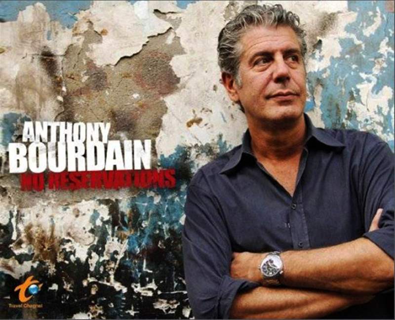 Ernst Benz and Anthony Bourdain in No Reservations 安東尼·波登和他的恩斯特·奔馳ChronoFlite世界計時器腕表-復刻表