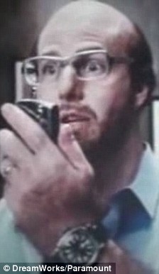 Tom Cruise as Les Grossman in Tropic Thunder wearing a Panerai 沛納海PAM63絕版手表說評-復刻表