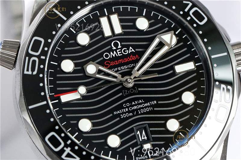 SBF廠(VS廠)歐米茄海馬300升級V3版怎么樣,機芯添加小砝碼-復(fù)刻表