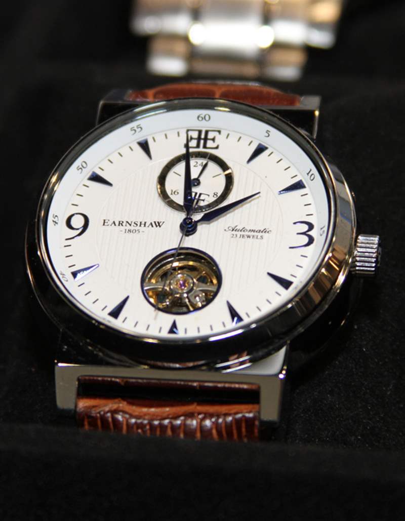 香港鐘表展-10 香港鐘表展鐘表制作之心與手-復(fù)刻表