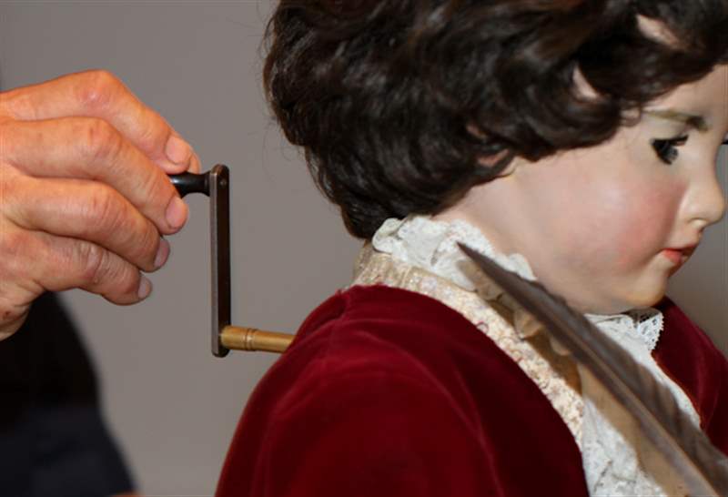 雅克德羅“作家”自動機(jī):很棒的古董安卓-復(fù)刻表