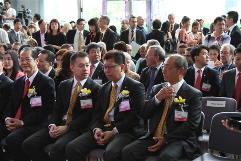 香港鐘表展2012-1 香港鐘表展鐘表制作之心與手-復(fù)刻表