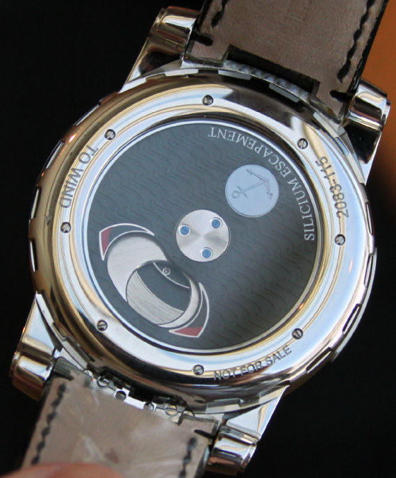 Ulysse Nardin Freak Diavolo watch back 雅典表怪胎迪亞沃羅Freak Diavolo腕表-復(fù)刻表