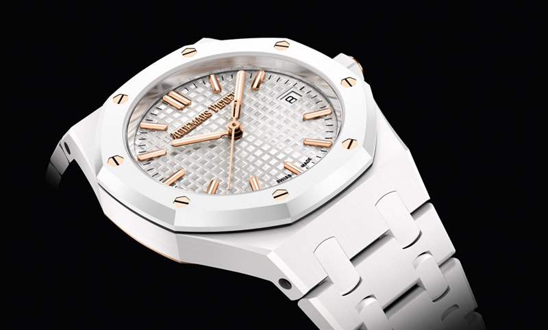 AUDEMARS PIGUET - 白色陶瓷版！ 愛(ài)彼皇家橡樹(shù)34毫米自動(dòng)上鏈腕表雪白登場(chǎng)