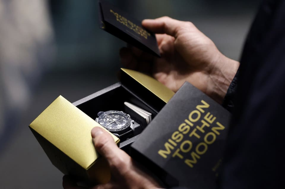 就在今天！SWATCH MoonSwatch 8月開賣融入最新話題揭曉-復刻表