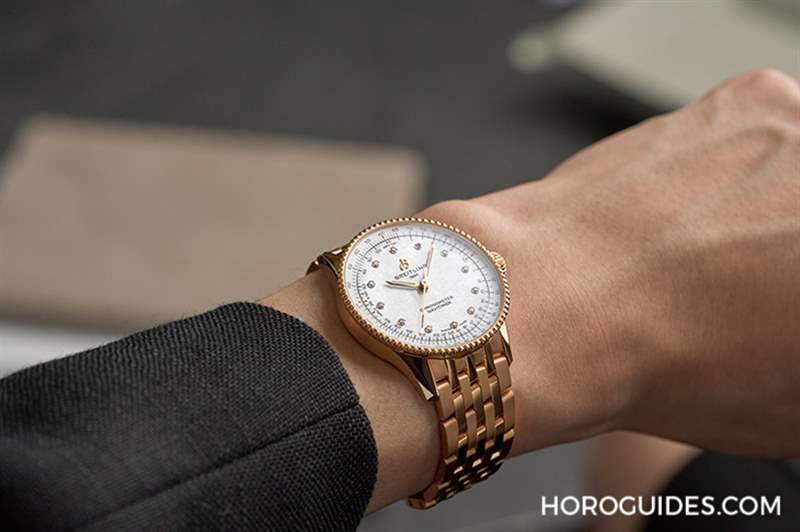 如果女表有溫柔之外的姿態(tài):百年靈BREITLING Navitimer推出36以及32mm小表徑-復(fù)刻表
