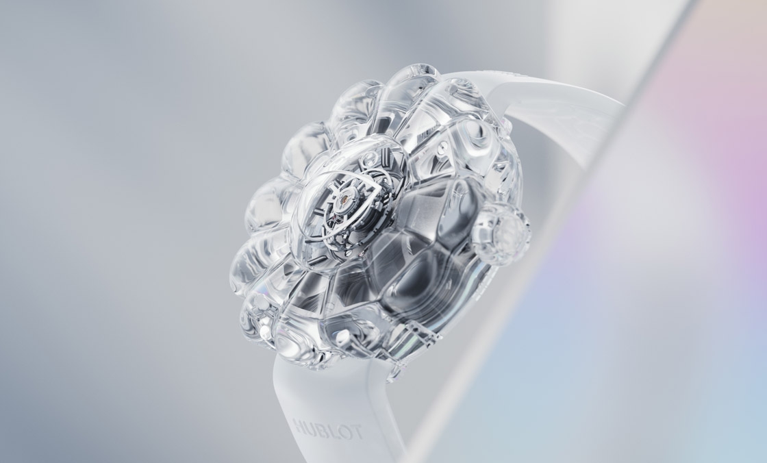 HUBLOT - 12辦花型透明藍寶石表殼！ 村上隆微笑小花仙氣爆棚了｜Hublot MP-15村上隆藍寶石陀飛輪腕表