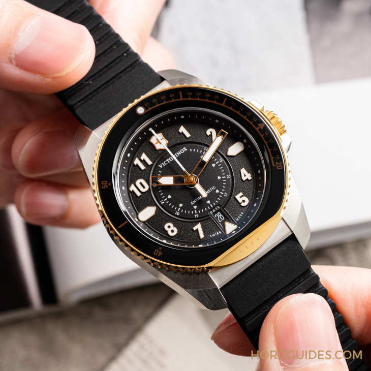 VICTORINOX - Journey 1884 最潮雙色上身VICTORINOX設計力再進化