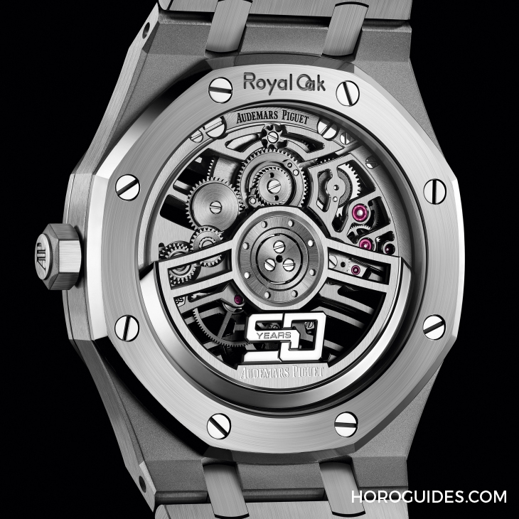 AUDEMARS PIGUET - ROYAL OAK - 26735ST. OO.1320ST.02 - 不銹鋼 VS 沙金你更愛哪一種？ AP愛彼Royal Oak自動上鏈飛行陀飛輪鏤空腕表Ref.26735